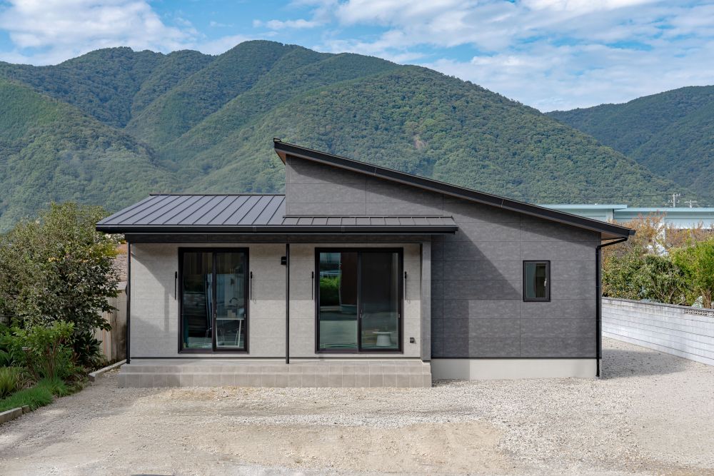 徳島県東みよし町に建つ【40坪 5人家族の平屋】希望を叶えた間取りの秘密